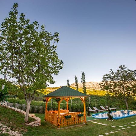 منزل الضيف Nikšić  في Cozy House Ostrog المظهر الخارجي الصورة