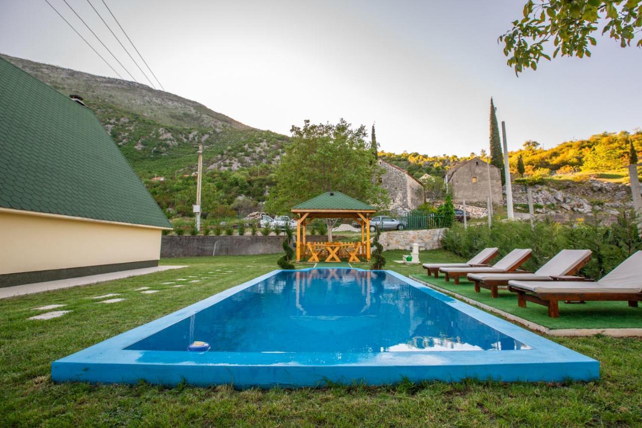 منزل الضيف Nikšić  في Cozy House Ostrog المظهر الخارجي الصورة