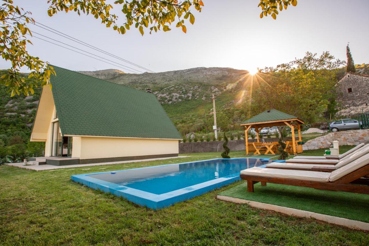 منزل الضيف Nikšić  في Cozy House Ostrog المظهر الخارجي الصورة