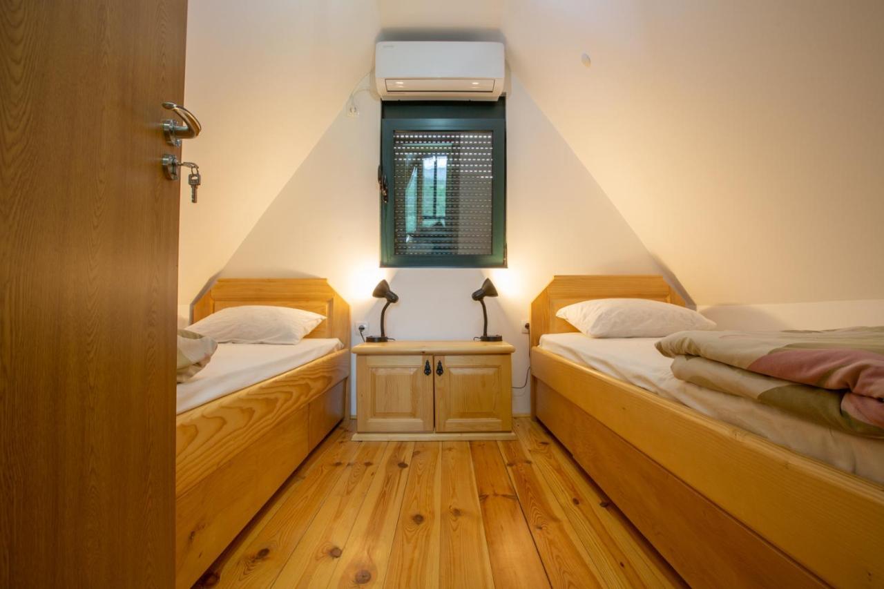 منزل الضيف Nikšić  في Cozy House Ostrog المظهر الخارجي الصورة